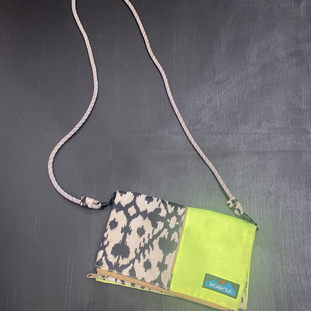 Kavu Crossbody